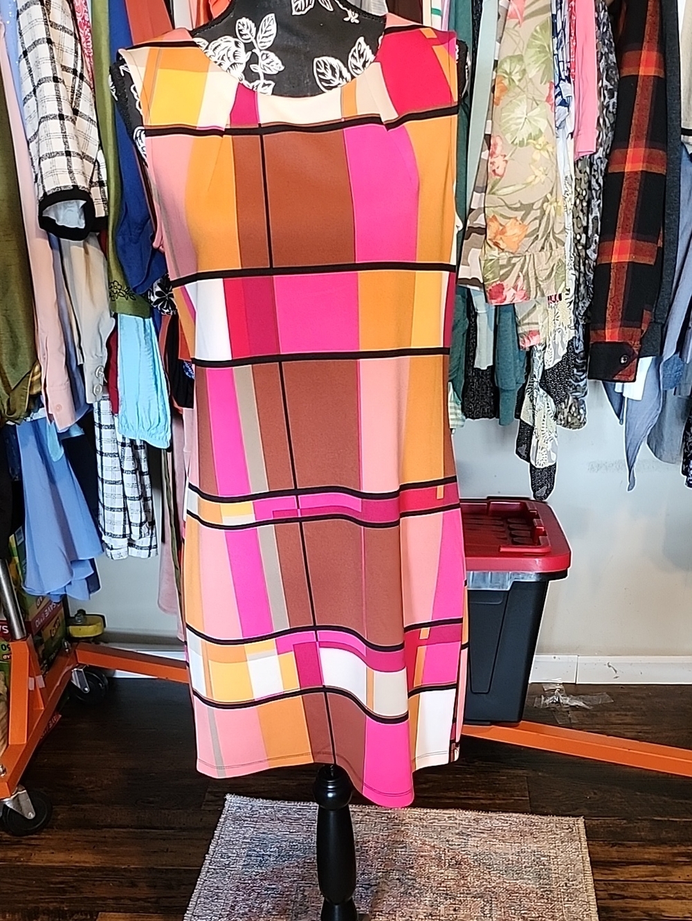 Worthington Geometric Colorblock Shift Dress in Pink, Brown, Orange and Cream